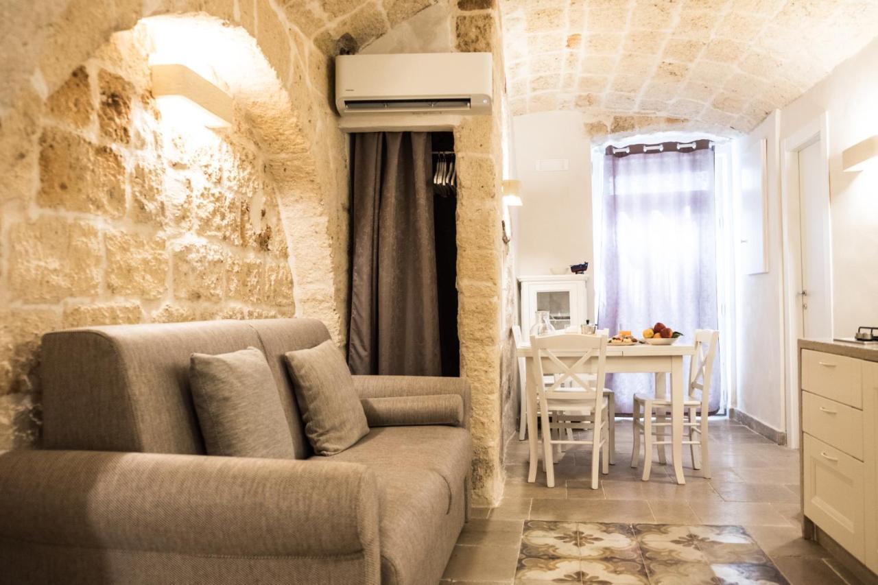 Dimore Del Borgo Antico - Il Sottano Монополі Екстер'єр фото