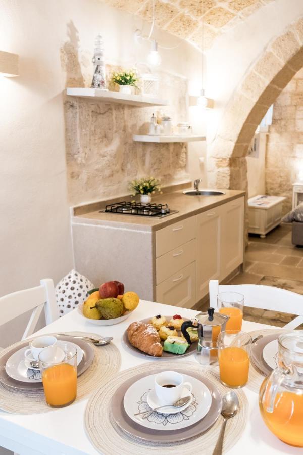 Dimore Del Borgo Antico - Il Sottano Монополі Екстер'єр фото