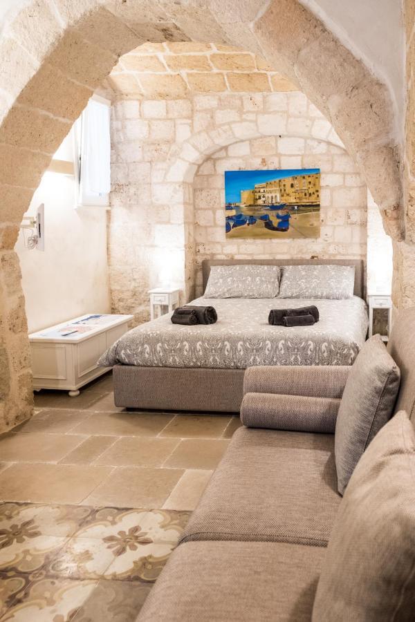 Dimore Del Borgo Antico - Il Sottano Монополі Екстер'єр фото