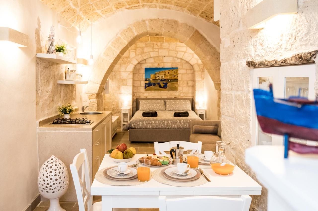 Dimore Del Borgo Antico - Il Sottano Монополі Екстер'єр фото