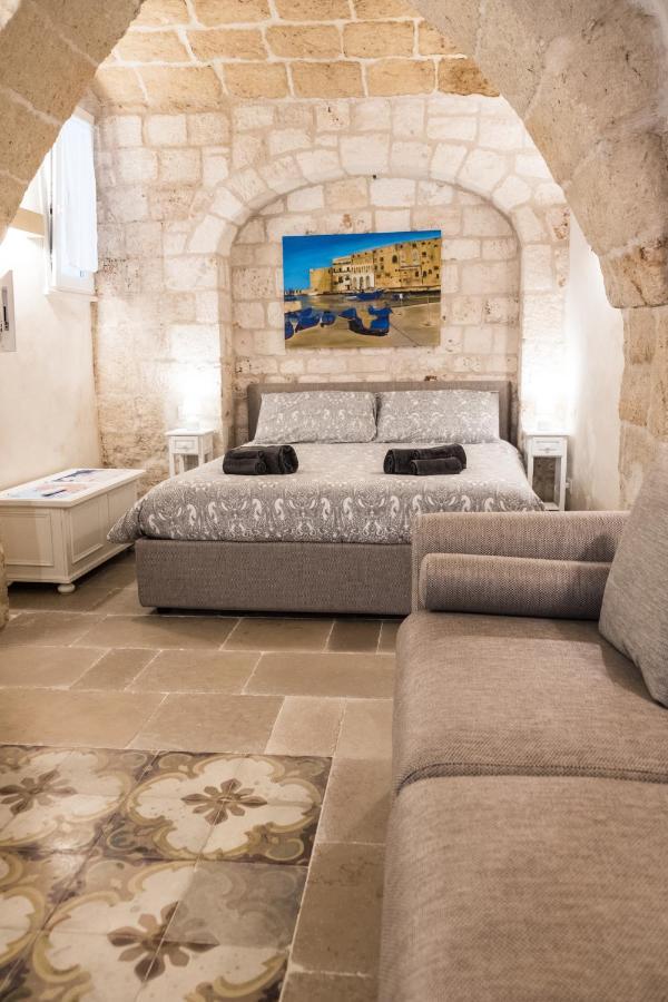 Dimore Del Borgo Antico - Il Sottano Монополі Екстер'єр фото